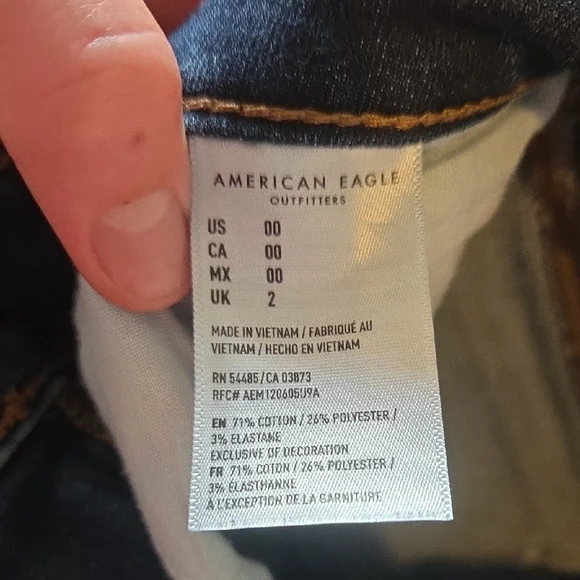 American Eagle Outfitters Dark Wash Denim Shorts - Picture 2 of 4